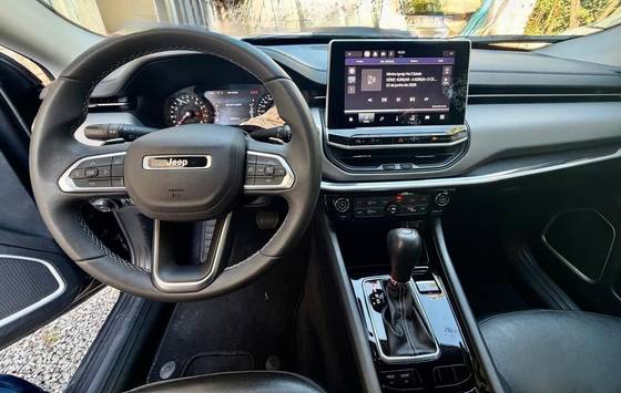 JEEP COMPASS 1.3 T270 TURBO FLEX LONGITUDE AT6 JEEP COMPASS 1.3 T270 TURBO FLEX LONGITUDE AT6